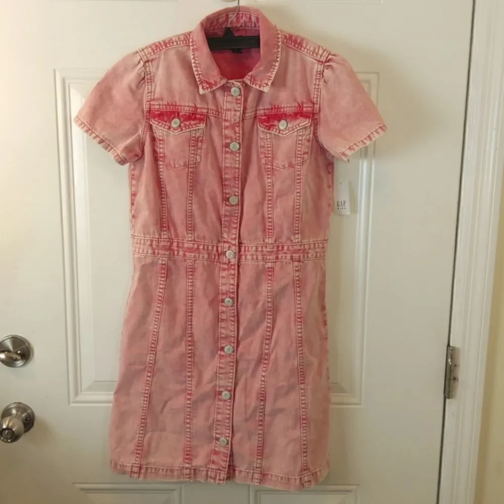 Gap girl red denim distressed short sleeve dress